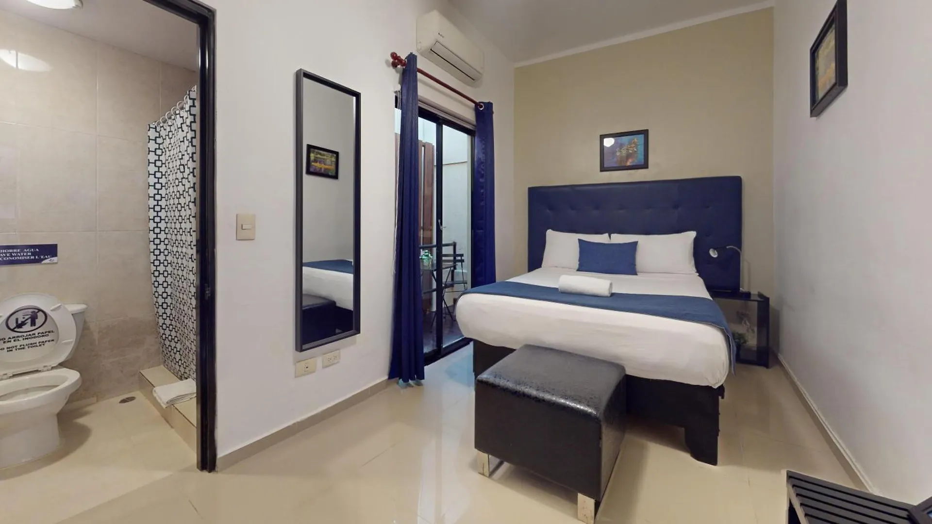 Hotel Tau Art Residence Santo Domingo 3*,