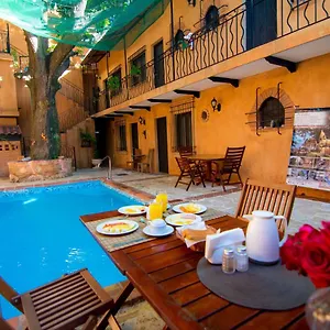Mansión Colonial Doña Elvina Hotel